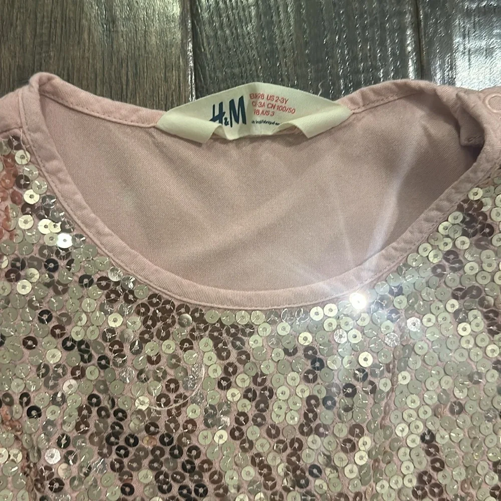 H&M Girls Pink Rose Gold Sequin Jumpsuit Size 2-3Y